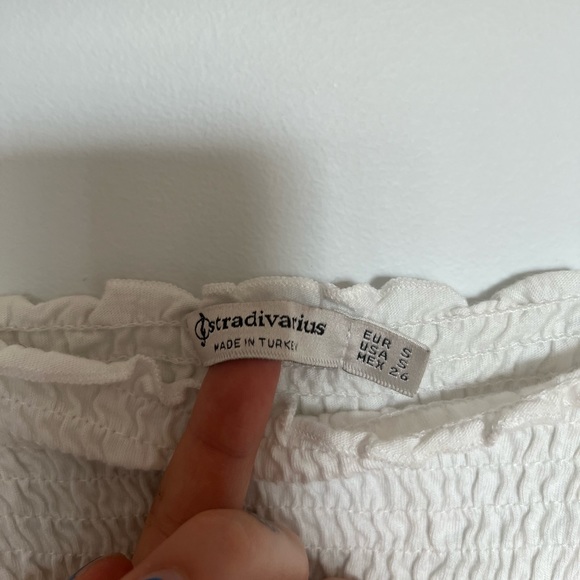 Long sleeve with lace sleeves - Picture 4 of 4